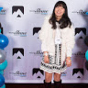 Meet your Posher, Lois